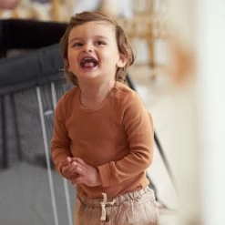 Lit Parapluie Light Noir De BabyBjörn -Magasin De Produits Pour Bébés 01005769 4