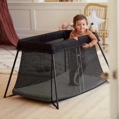 Lit Parapluie Light Noir De BabyBjörn -Magasin De Produits Pour Bébés 01005769 6