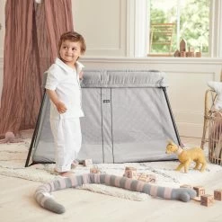 Lit Parapluie Light Argent De BabyBjörn -Magasin De Produits Pour Bébés 01012203 6